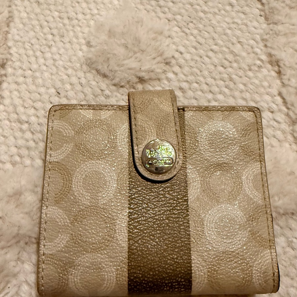 Coach Small Bifold Wallet in Tan and Cream